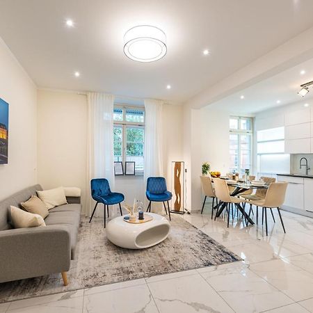 Vivid Luxury Apartment Ludwigsburg - Bluehendes Barock-Forum-Schloss-Modern Bagian luar foto