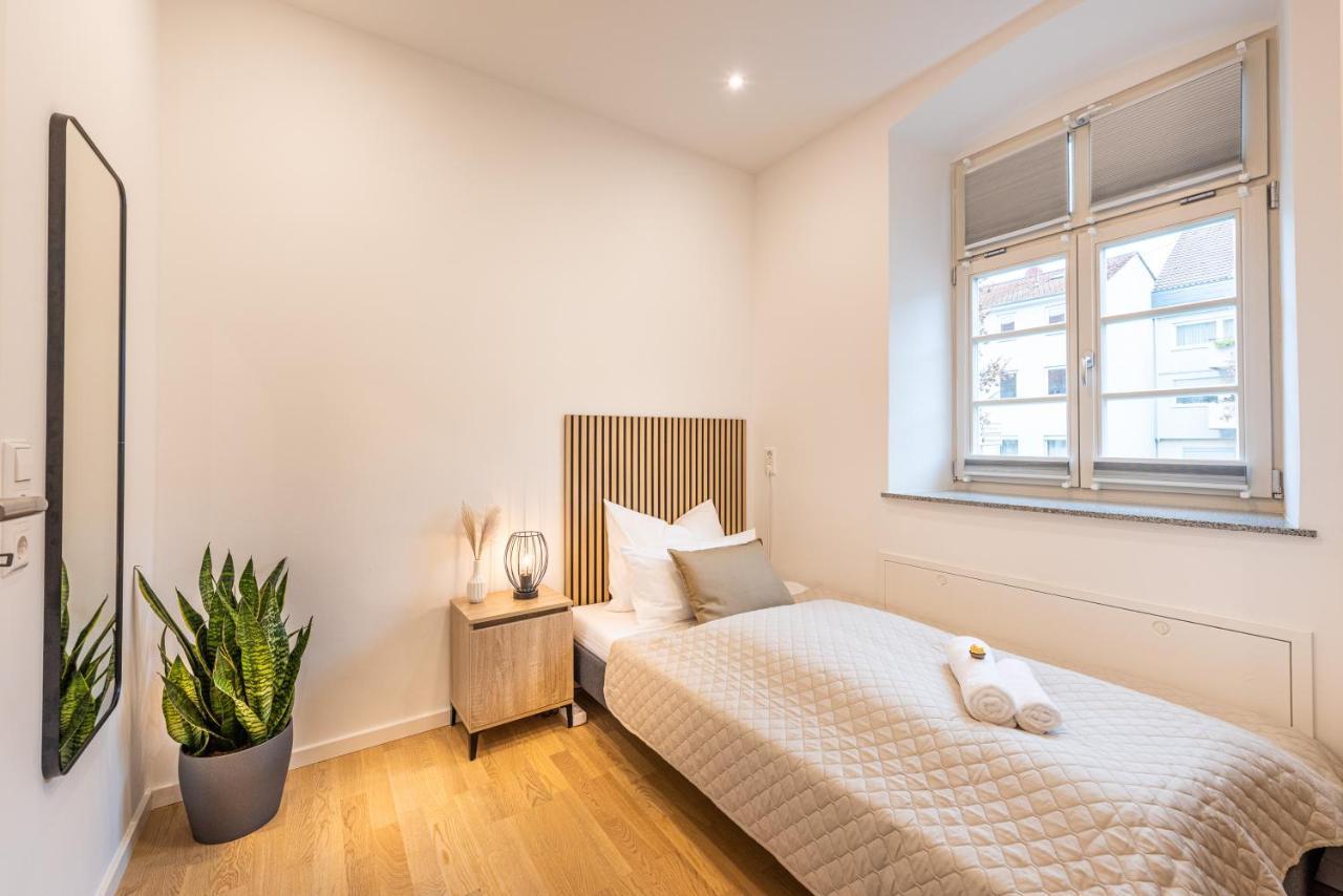 Vivid Luxury Apartment Ludwigsburg - Bluehendes Barock-Forum-Schloss-Modern Bagian luar foto