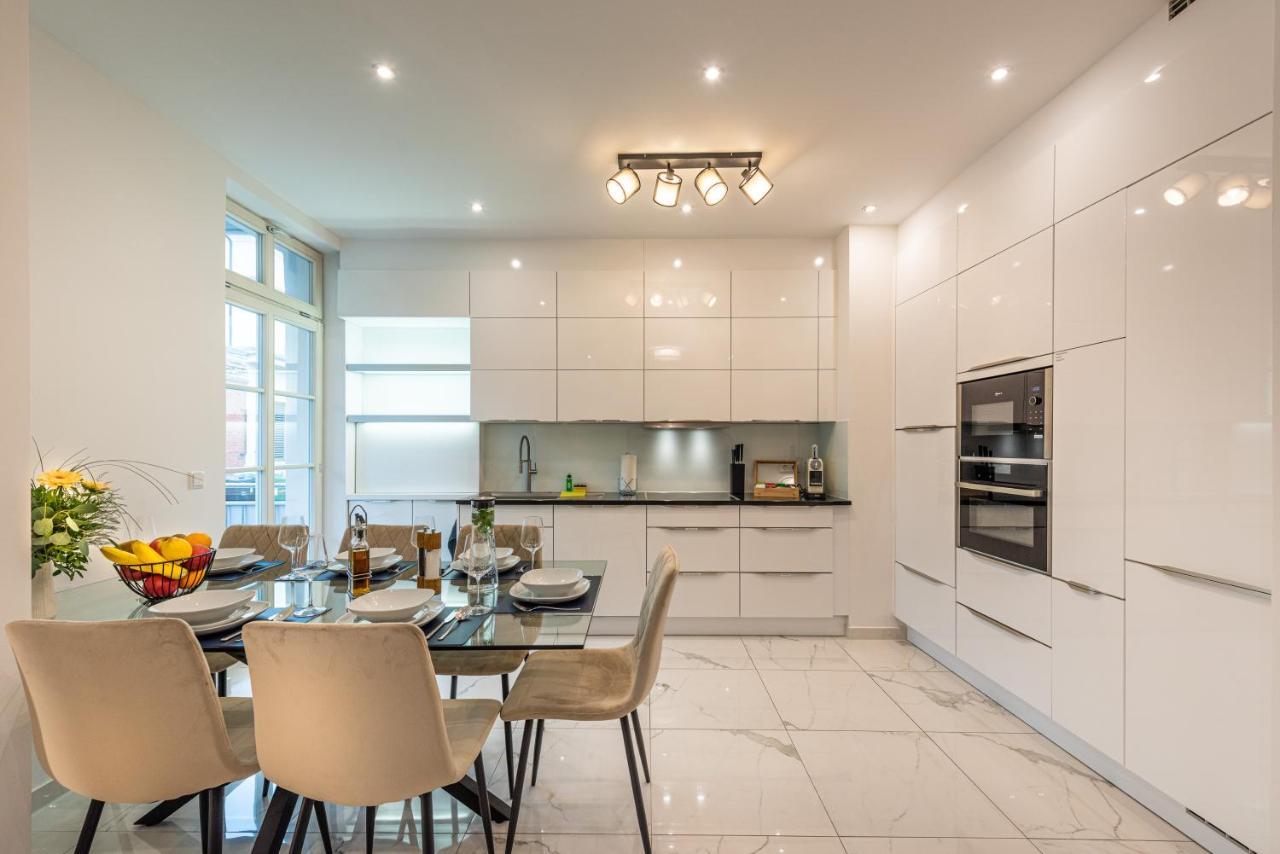 Vivid Luxury Apartment Ludwigsburg - Bluehendes Barock-Forum-Schloss-Modern Bagian luar foto